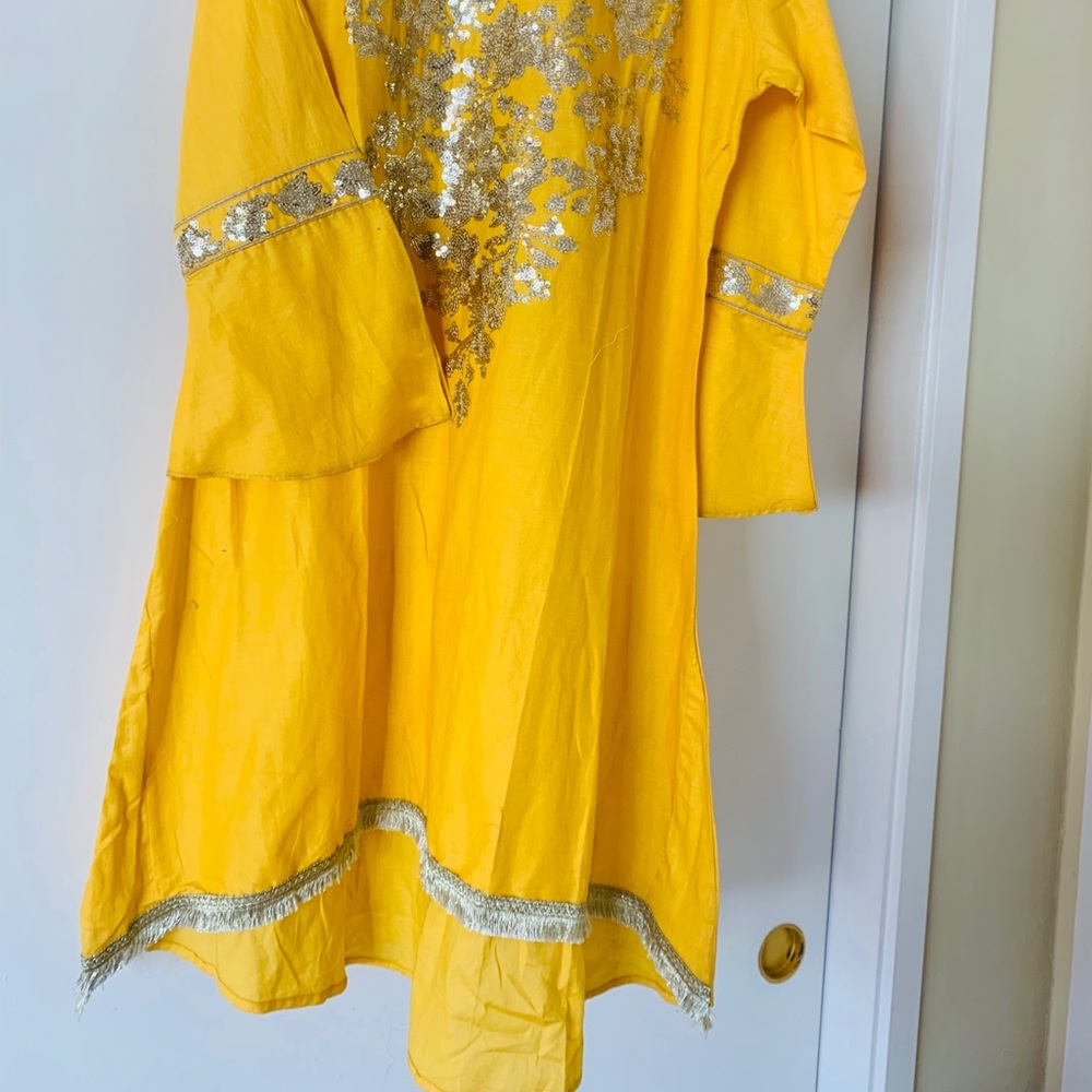 Pakistani/Indian Kurta - image 2